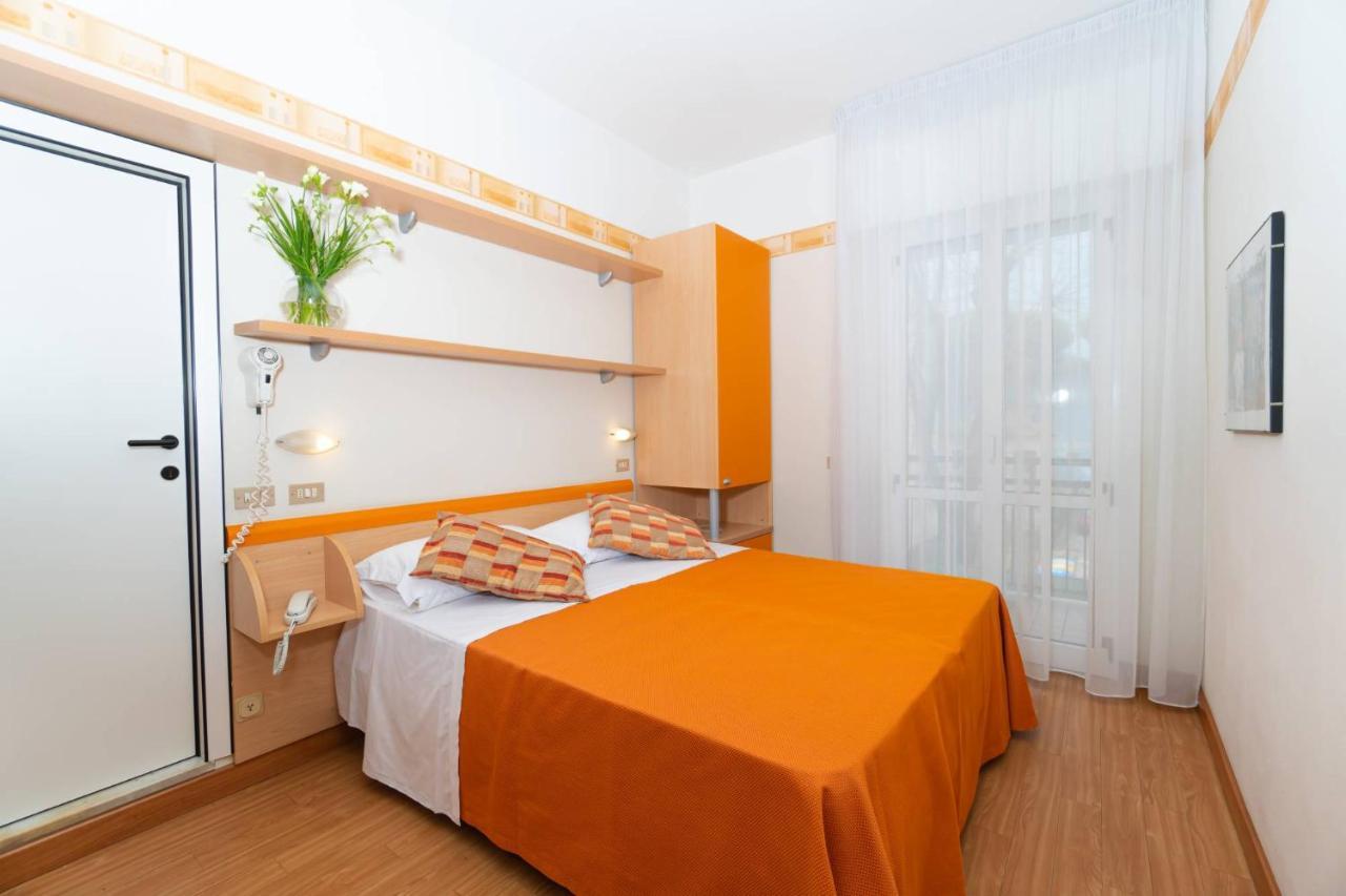 Hotel Sampaoli Bellaria-Igea Marina Exterior photo