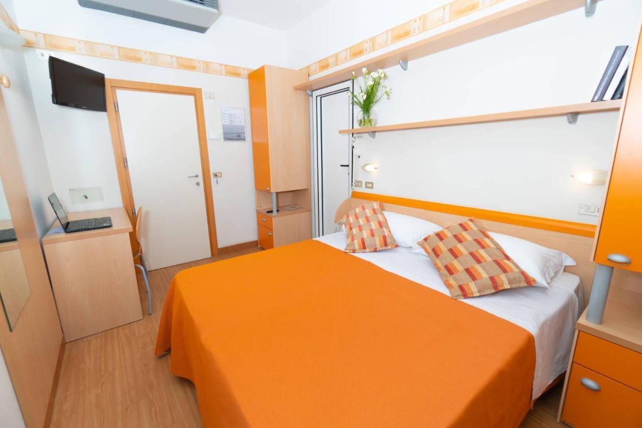 Hotel Sampaoli Bellaria-Igea Marina Exterior photo